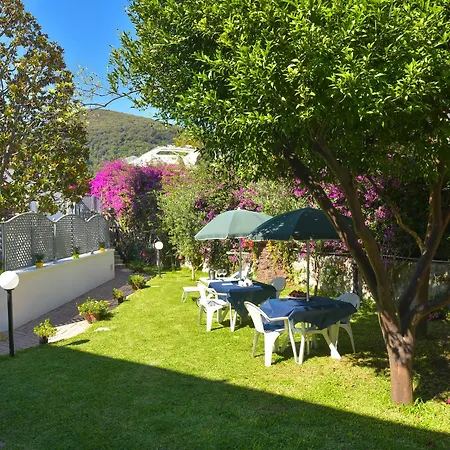 Al Porto Bed & Breakfast
